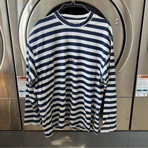 VTG Embroidered Guess Jeans Long Sleeve XL